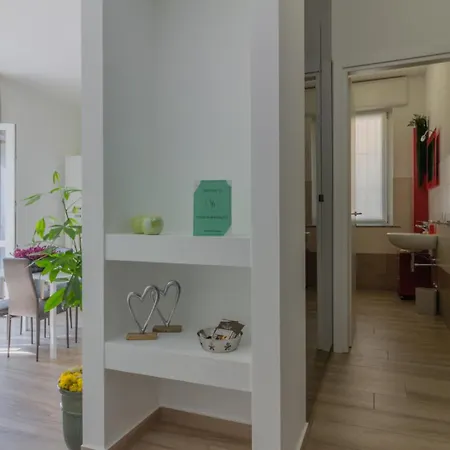 Maggie House * ピアチェンツァ