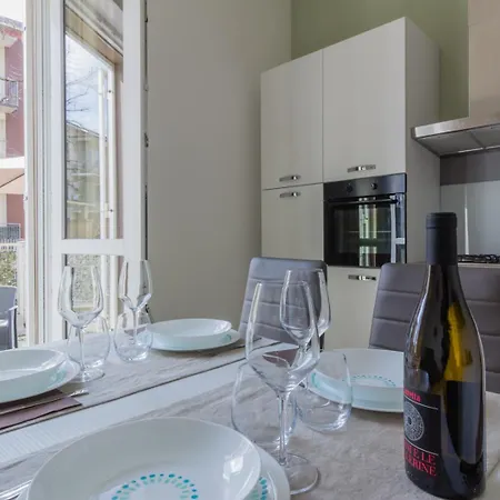 Maggie House Apartament *