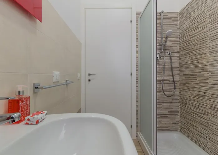 Maggie House * Piacenza