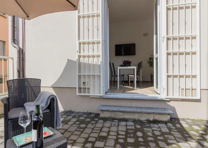 Apartament Maggie House *